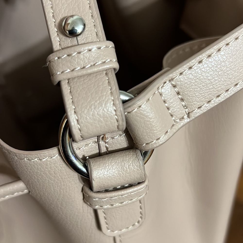 Zara Basic nude bucket bag - Picture 11 of 13